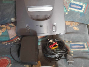Nintendo 64 konzola ( Nintendo )