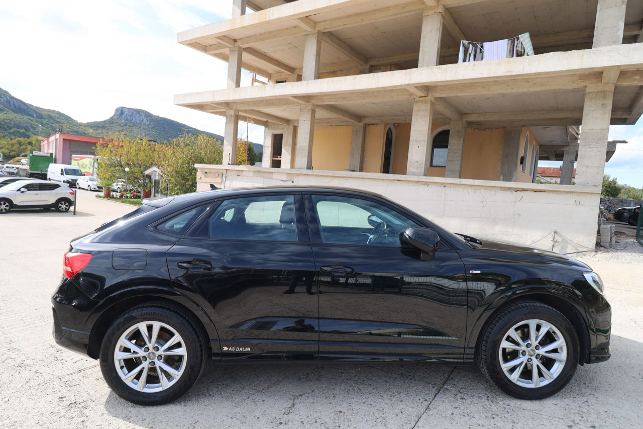 Audi Q3 Sportback 35TDI S-Tronic S-Line Black Edition VIRTUAL