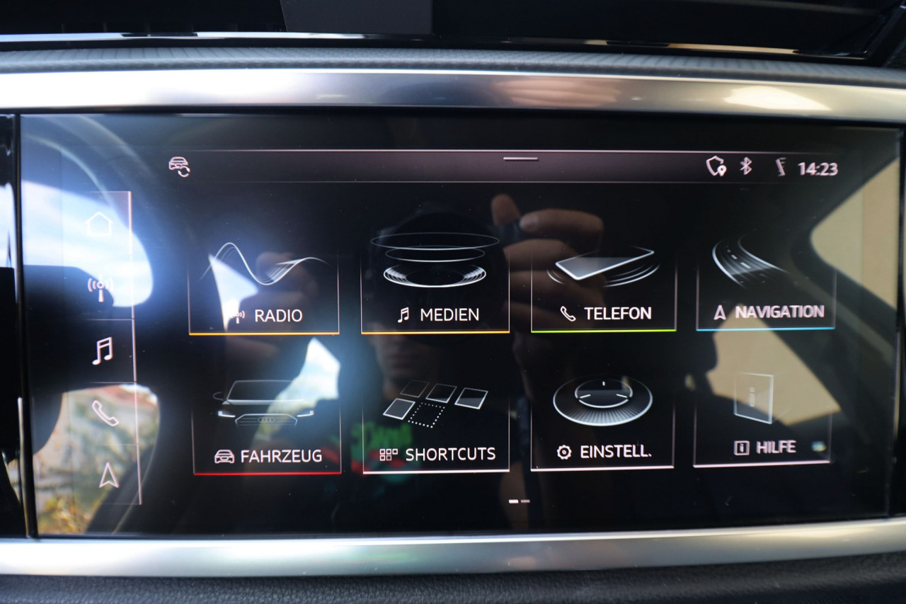 Audi Q3 Sportback 35TDI S-Tronic S-Line Black Edition VIRTUAL