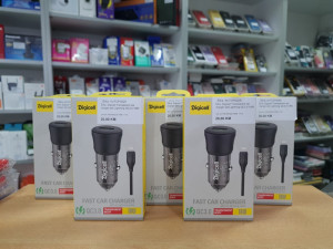 AUTOPUNJAČ/CAR CHARGER LIGHTNING Q3.0 18W