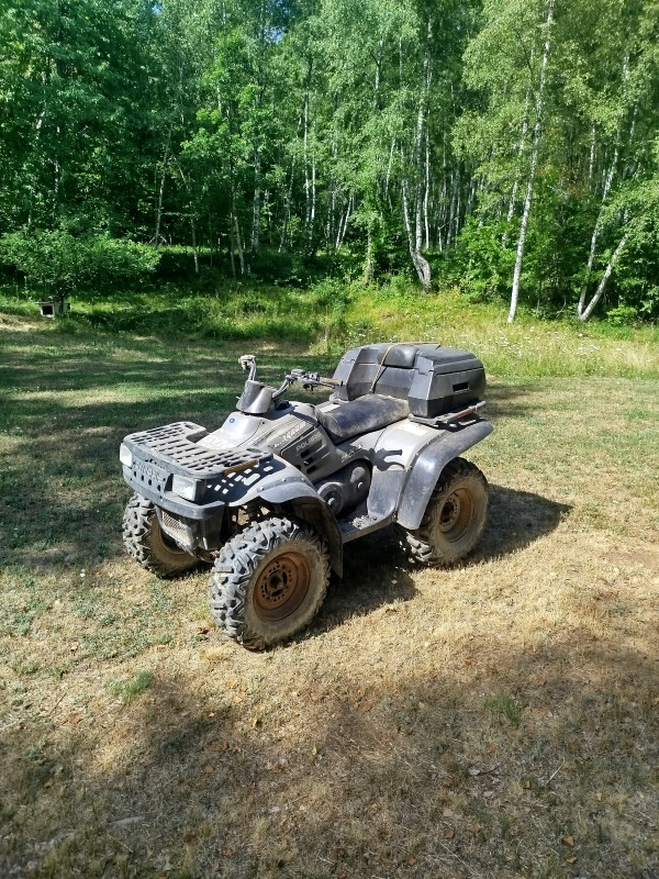 Atv quad Polaris Magnum 325