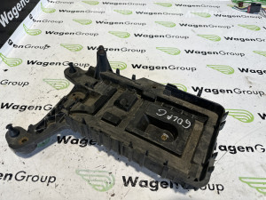 Nosac akumulatora Volkswagen Golf 6