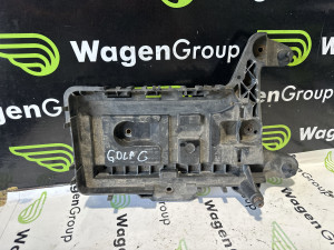 Nosac akumulatora Volkswagen Golf 6 (fotografija 3)