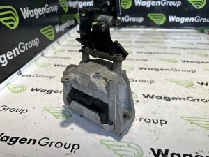 Nosac motora Volkswagen Golf 6 2011