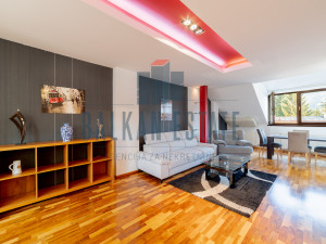 Renoviran trosoban stan | Mejtaš | Centar