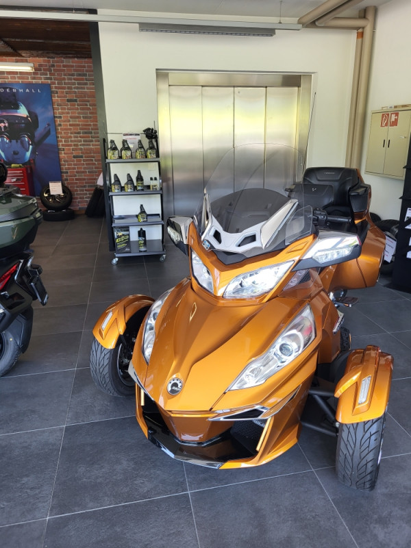 Can am spyder 1330 RT