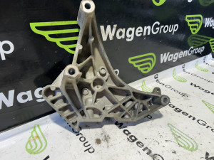 Nosac motora Volkswagen Tiguan (fotografija 2)