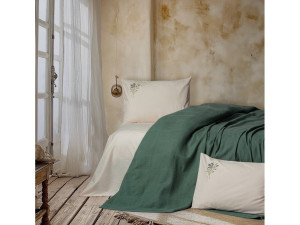 Set za bračni krevet sa pokrivačem dimenzija 200x200