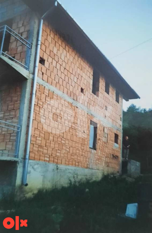 Kuća od 81,84 m2 sa 764 m2 okućnice / Grabovik 2