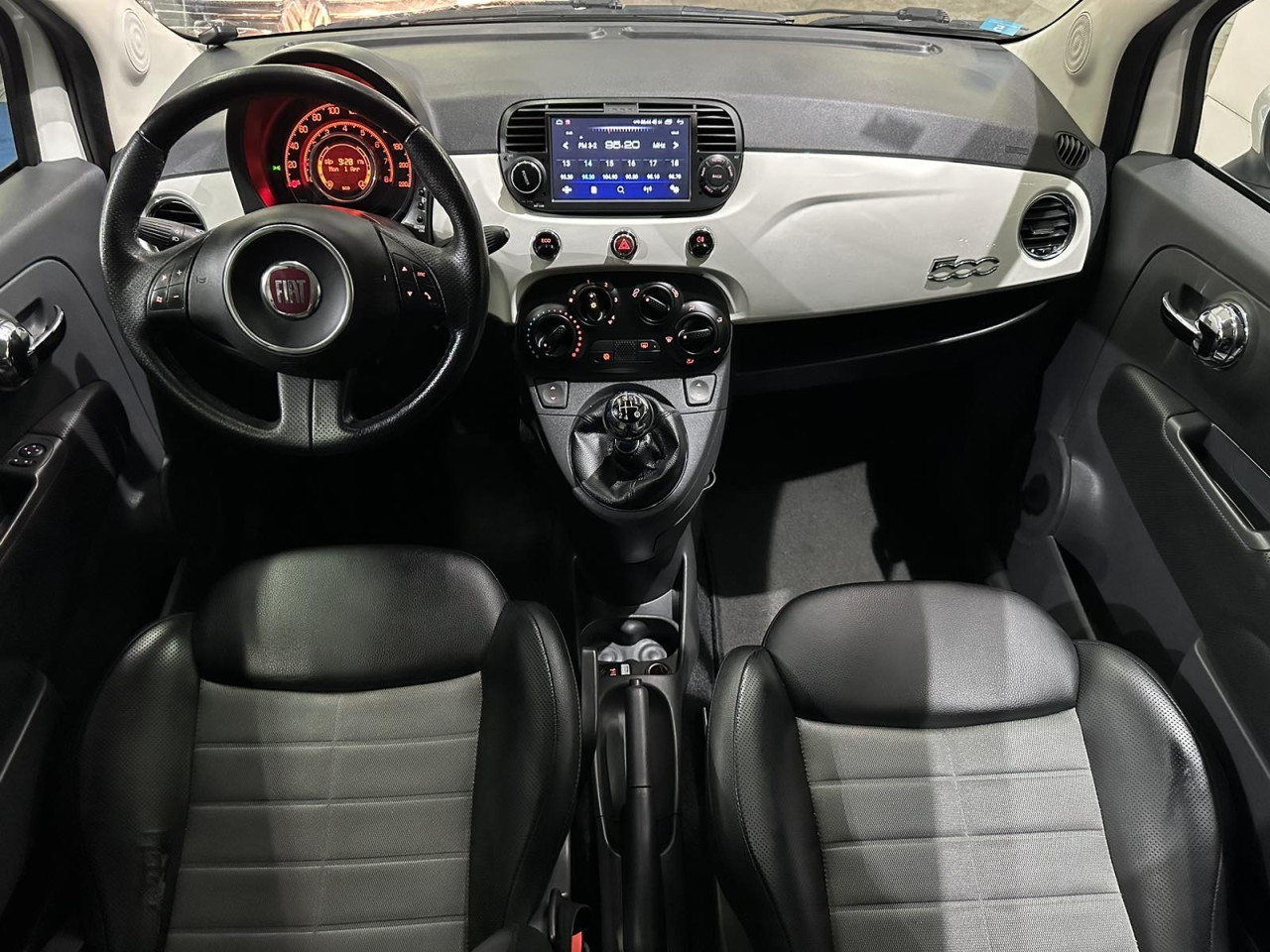 FIAT 500 0.9i ,2011 GODINA, ALU FELGE, KLIMA