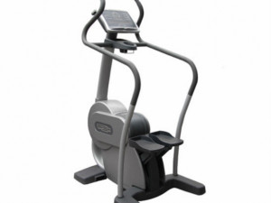 Technogym excite 700i steper