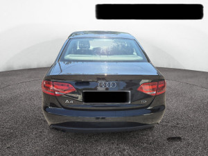 Limuzina dijelovi Audi A4 B8 2010 (fotografija 1)
