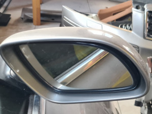 Audi A8 D3  desni retrovizor