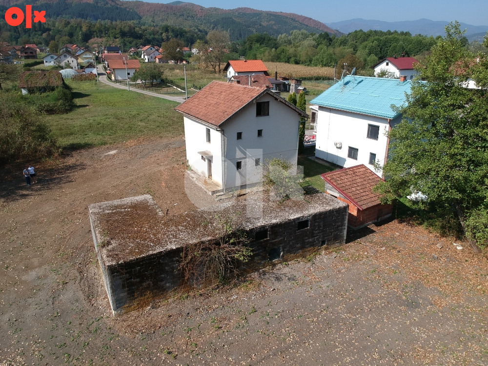 Kuća i zemlja Zepce Bistrica 3200m2 1/1 2