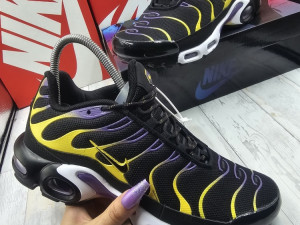 PATIKE NIKE TN