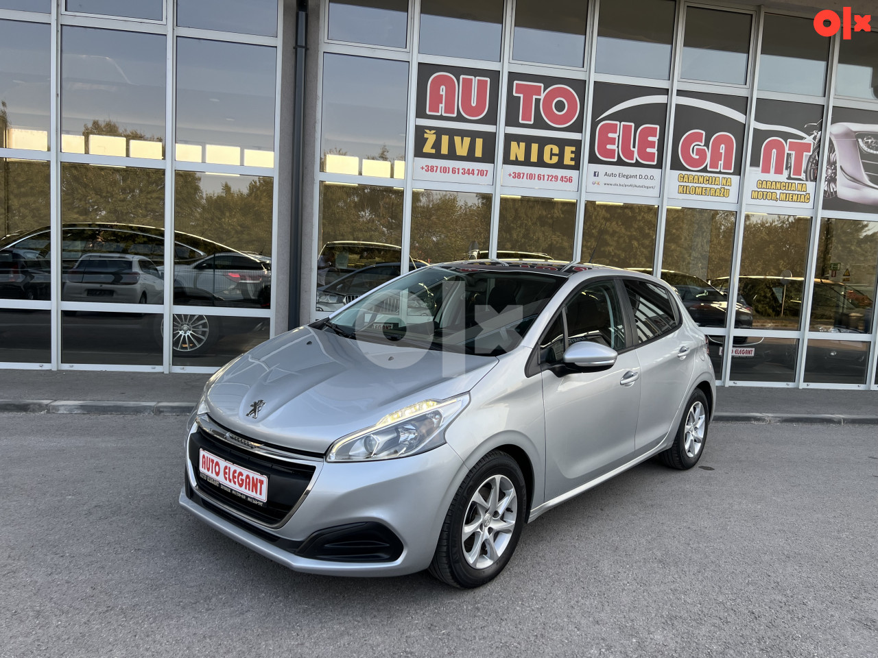 Peugeot 208 1.6 HDI 73kW 2016 god *panorama,120.000km*