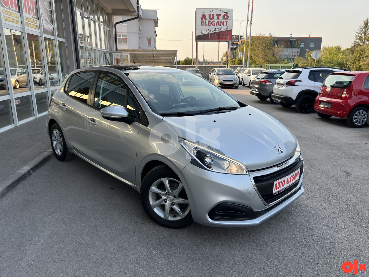 Peugeot 208 1.6 HDI 73kW 2016 god *panorama,120.000km*