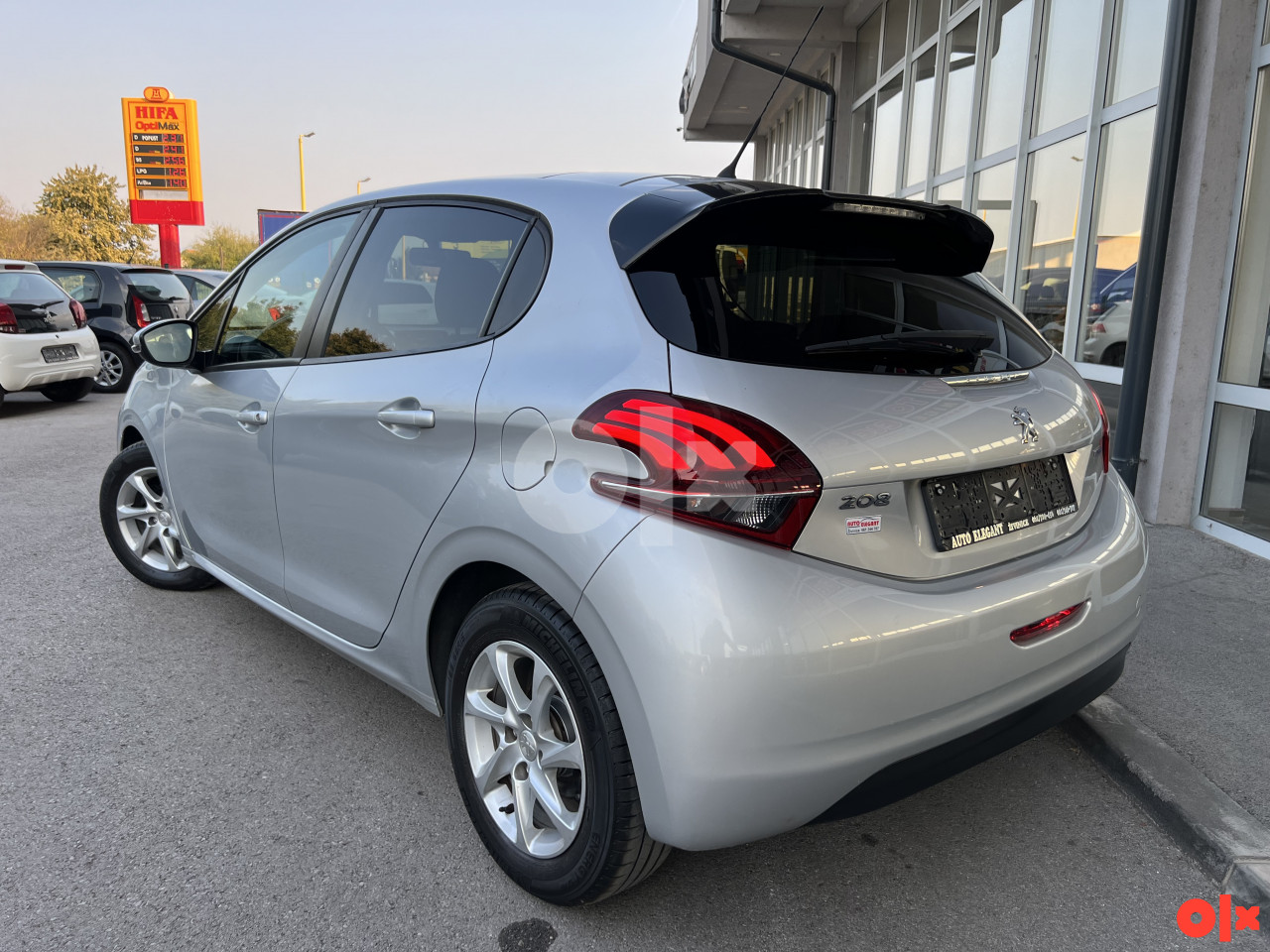 Peugeot 208 1.6 HDI 73kW 2016 god *panorama,120.000km*