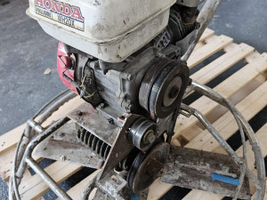 Helikopter za glazuru estrih beton honda
