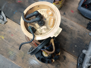 Pumpa goriva Audi A6 3.0 TDI 4G0919050A