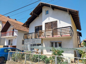 Kuća sa manjom dodatnom kucom, Bijeljina