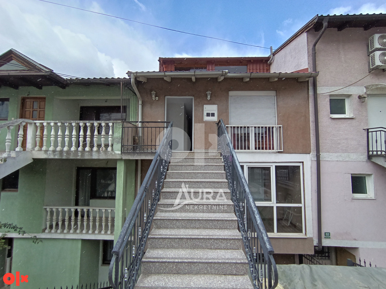 AURA/ Zgrada /3 x stan / Koševsko Brdo, Centar