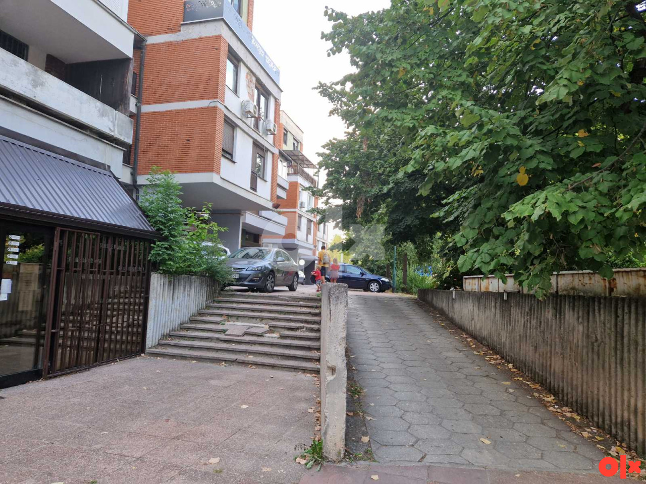 Trosoban stan / Ciglane / Alipašina