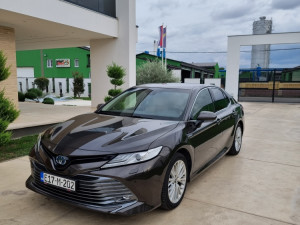 Toyota Camry Hybrid 2.5