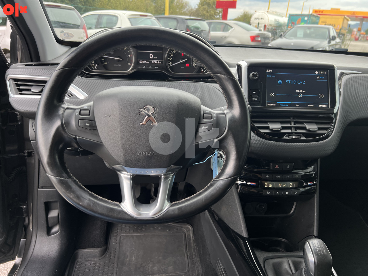 Peugeot 2008 1.6 HDI 73kW 2018 god led,panor,kamera