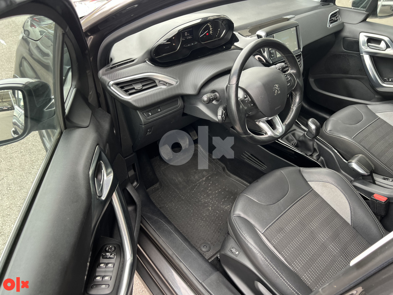 Peugeot 2008 1.6 HDI 73kW 2018 god led,panor,kamera