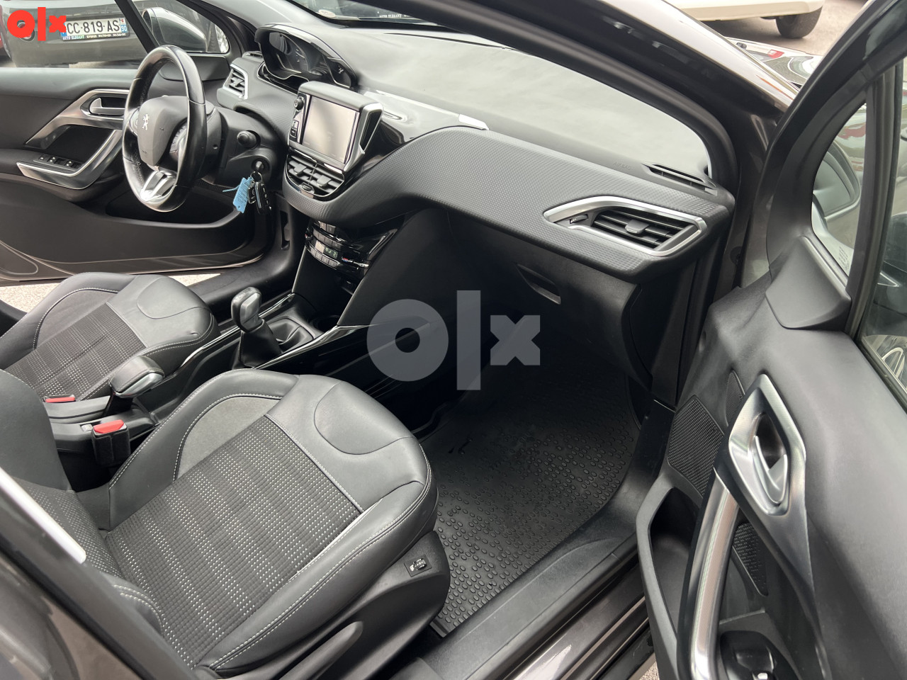 Peugeot 2008 1.6 HDI 73kW 2018 god led,panor,kamera