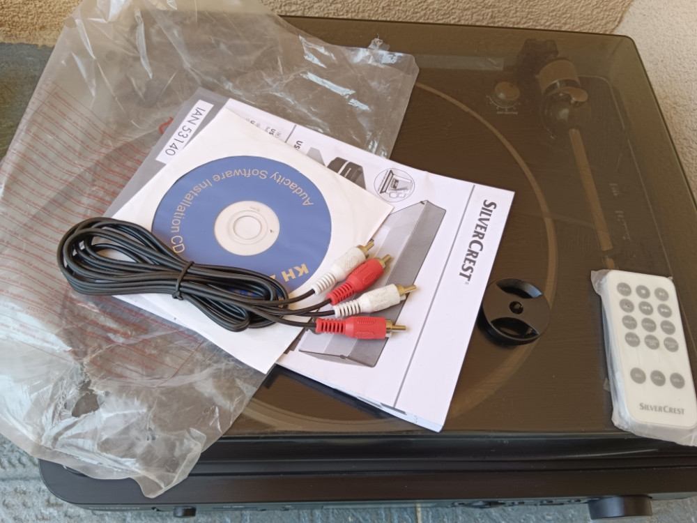 Gramofon Za Ploče Usb Sd Tuner Aux in