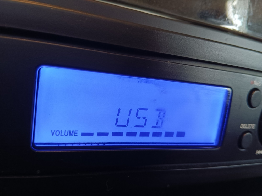 Gramofon Za Ploče Usb Sd Tuner Aux in