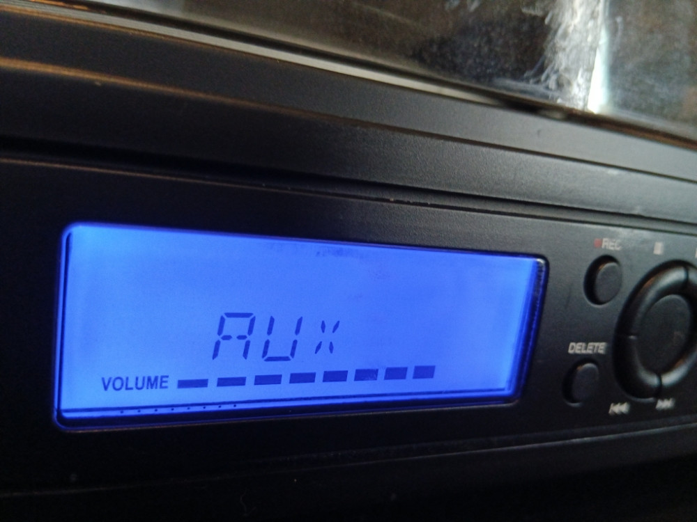 Gramofon Za Ploče Usb Sd Tuner Aux in