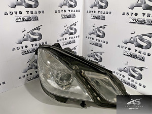 MERCEDES W212 E class desni far  halogen