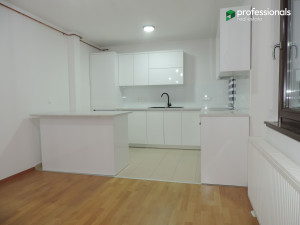 Dvoetažni stan sa garažom i baštom Stari Grad Sarajevo 149 m2 photo 2