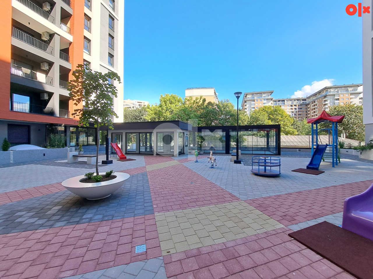 Avenija - Poslovni prostor (222m2) + Ljetna bašta - Sarajevo 2
