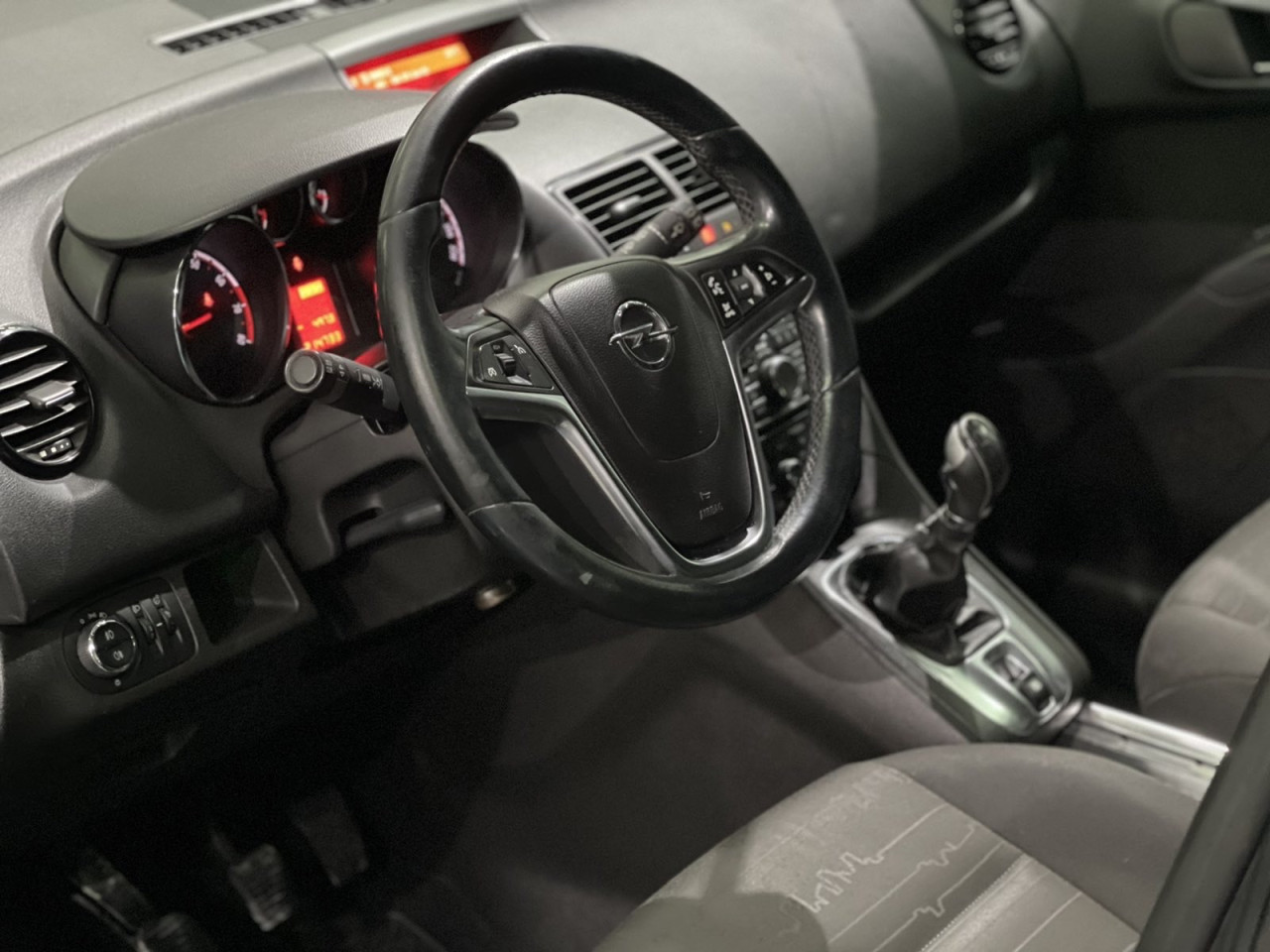 OPEL MERIVA 1.4 BENZIN, 2011 GODINA, KLIMA,