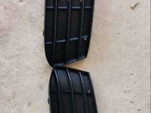 Audi A4 resetke maska branika karambolke 08- crne zatvo