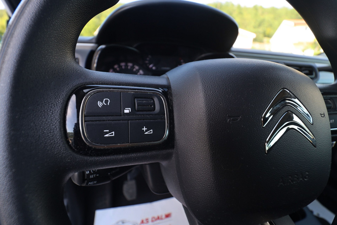 Citroen C3 1.5 BlueHDI 102KS Navigacija -LED- Parktronic FACELIFT