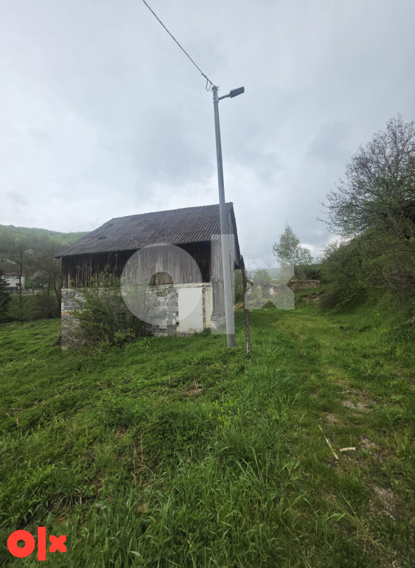 Zemljište i devastirani objekat u općini Hadžići 10
