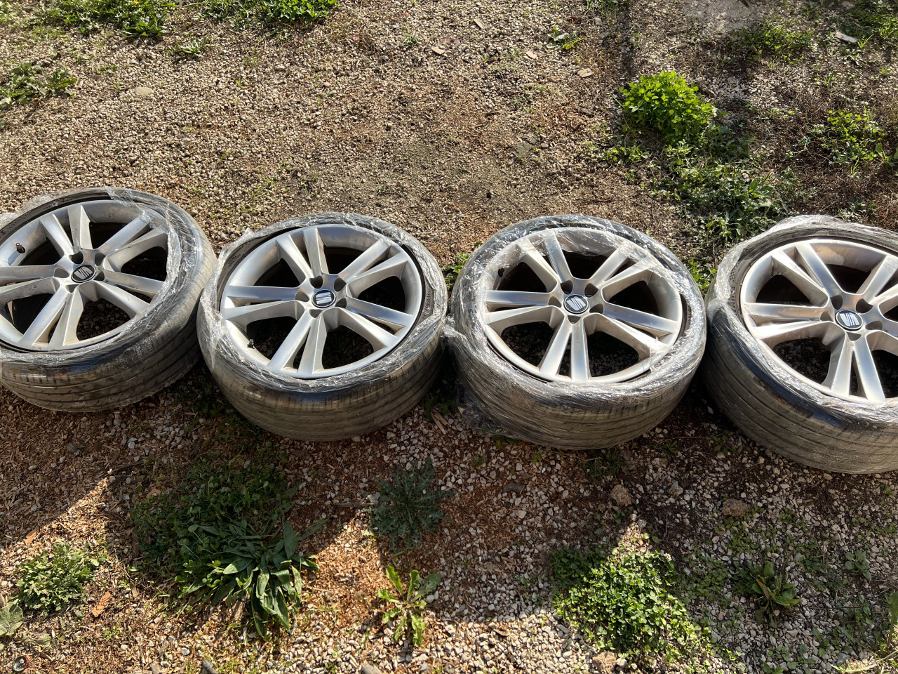 Alu felge seat sa gumama 17 5x110golf polo