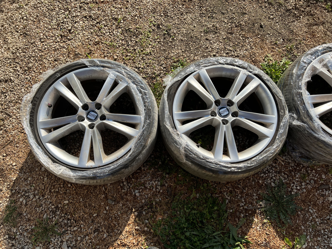 Alu felge seat sa gumama 17 5x110golf polo