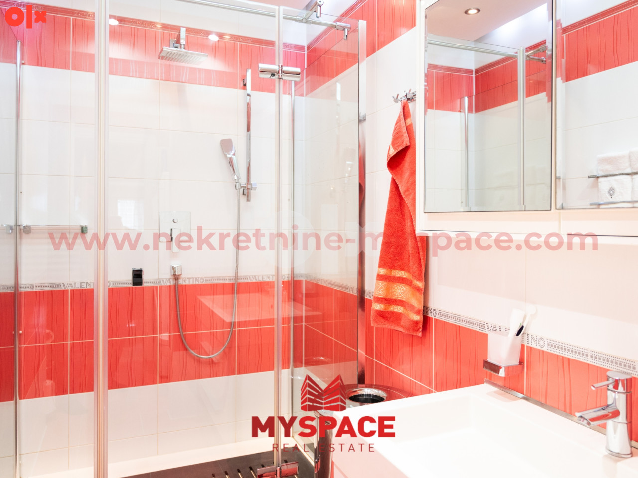 MY SPACE/ LUX stan/ GRAND CENTAR/ NAMJESTEN/ 155 m2 23
