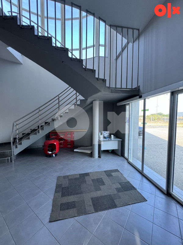 600m2 Hala sa skladistem i kancelarijama BL-Laktasi uz autoput 15