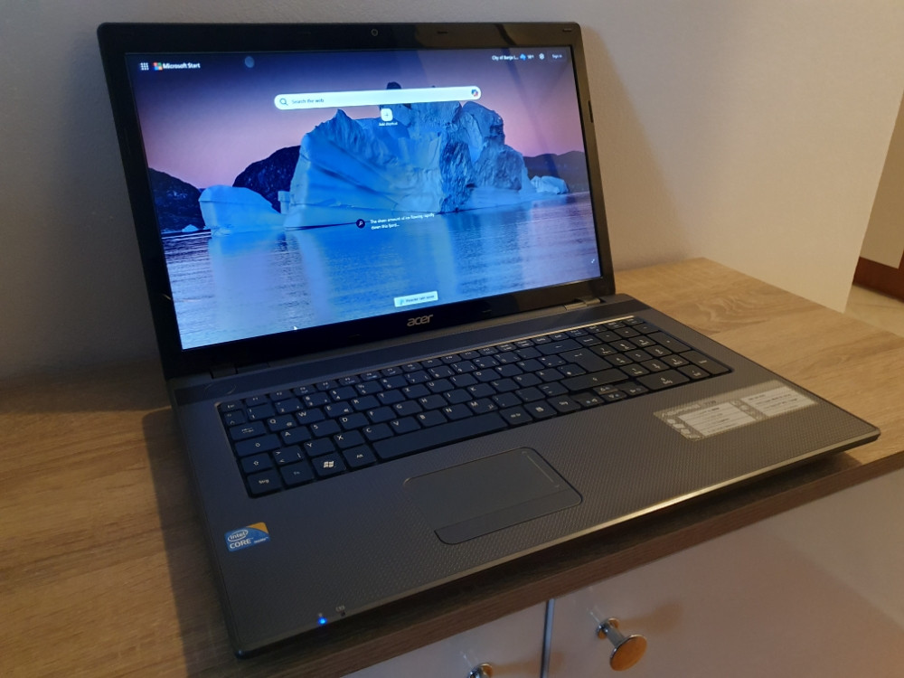 Acer Aspire 7739/3GB Ram-a/500GB HDD