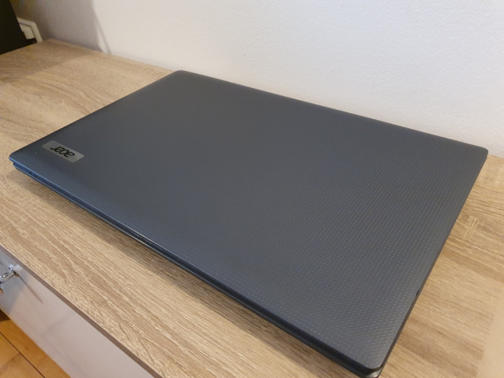 Acer Aspire 7739/3GB Ram-a/500GB HDD
