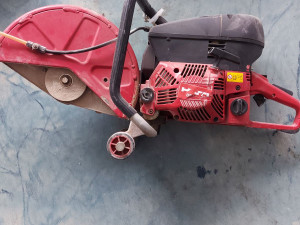 HILTI Motorka za rezanje asvalta i betona