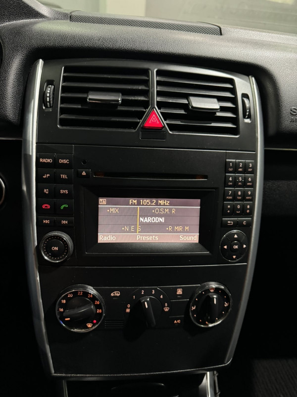 MERCEDES-BENZ B180 CDI, 2010 GODINA,REGISTROVAN