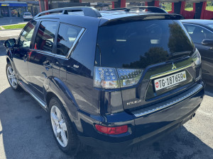 Mitsubishi Outlander Navigator 4x4